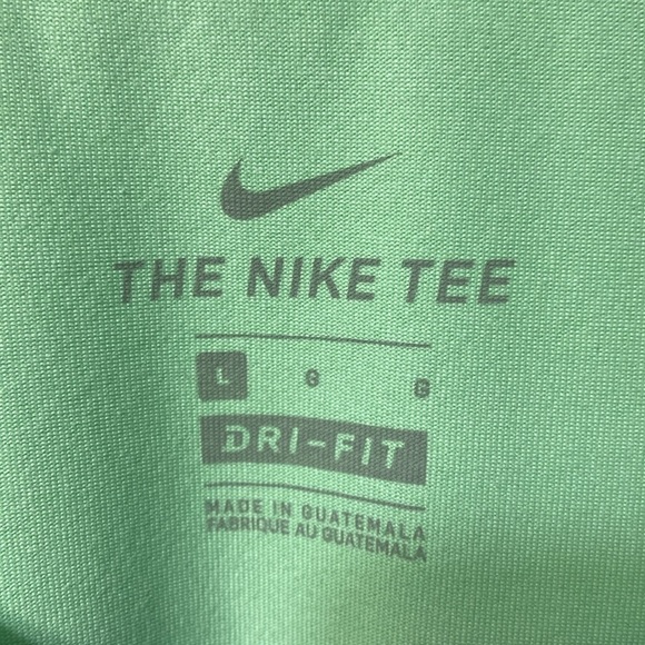 NIKE,MEN,LIGHT GREEN,DRI-FIT,SHORT SLEEVE,MILER T-SHIRT.SIZE-LARGE. - Picture 10 of 11